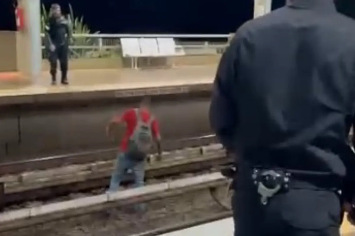 Registro da ocorrência em que um homem entrou nos trilhos da Estação Asa Sul e ameaçou vigilantes do Metrô-DF.